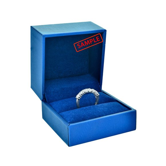 0.60 Carat Interlocking Hearts Diamond Ring - Picture 4 of 4